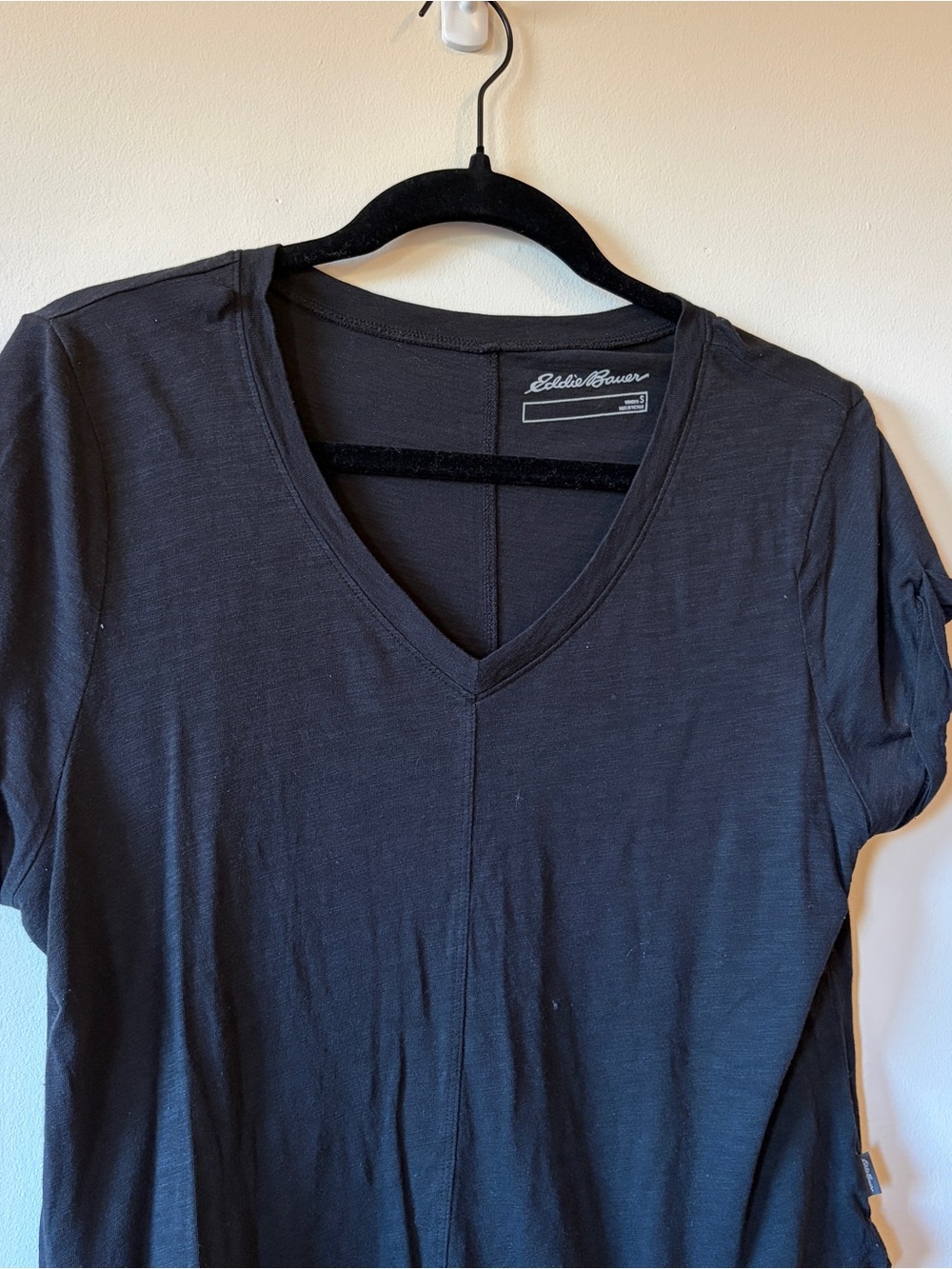 Eddie Bauer Black V-Neck Women's Tee